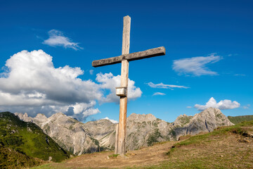 Draugsteintorl 2077m pass cross, Austrian Alps, Salzburg Land.