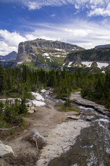 Fototapeta na wymiar Montana landscape with river