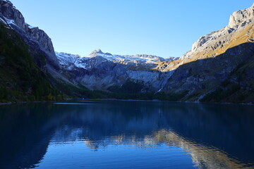Obraz na płótnie Canvas View on a lake in Switzerland