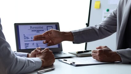 The HR department is reviewing the resumes of job applicants, resumes are important documents for job application. It should contain resume, training history, education, talent, work skills, etc.