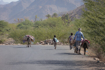 Displaced people fleeing war in a city in Yemen