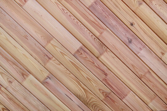 Holzt&auml;felung diagonal