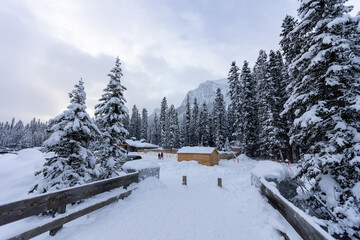 Lake Louise Bridge, Winter Season Snow