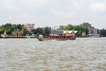 The view of the Chao Phraya and Bangkok from the ferry