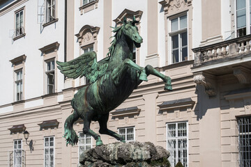 Naklejka premium Horse Statue in a garden in Salzburg