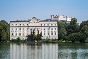 Fototapeta na wymiar Fortress Hohensalzburg overlooking Leopoldskron Palace