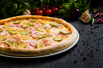 Rustic pizza