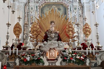 Raito - Altare della Chiesa di Santa Maria delle Grazie