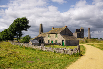 Obraz premium Ancient Ruins of Magpie Mine in the Peak District - travel photography