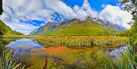NZ Mirror lake vert wide pan