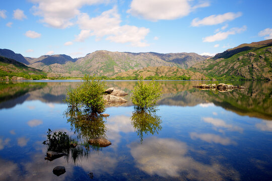 Sanabria&Acirc;&nbsp;Lake, Sanabria Nature Reserve, Zamora Province, Castile&Acirc;&nbsp;and Leon, Spain