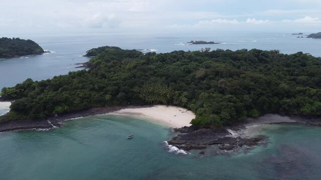 bolaños island - gulf of chiriqui - drone video