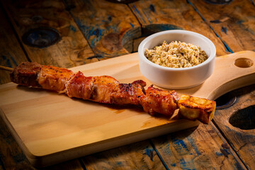 Espetinho de churrasco misto