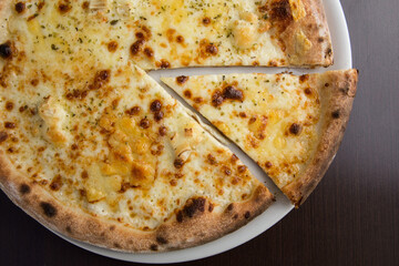 Pizza 4 cheese