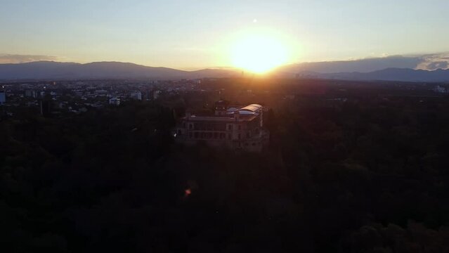 Flying with the last sun rays around the Chapultepec Castle