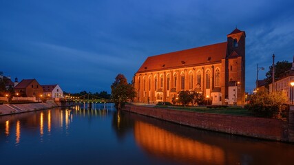 NIght panorama of tumski bridge and church, Wroclaw, Poland