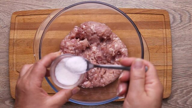 Minced beef meat salt pepper prepare the stuffing for peppers