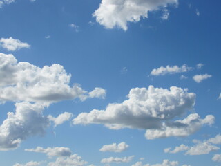 Naklejka premium blue sky with clouds