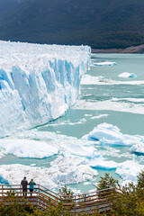 panoramic view of perito moreno glacier, argentina - obrazy, fototapety, plakaty