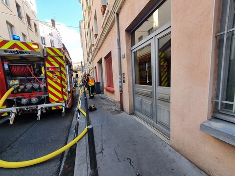 Incendie &agrave; Lyon Guilloti&egrave;re