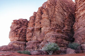 Fototapeta premium Wadi Rum mountains and desert landscape in Jordan