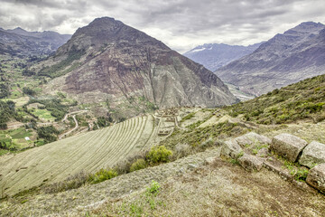 Peru's Sacred Valley - obrazy, fototapety, plakaty