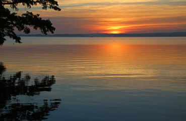 Fototapeta na wymiar Burning sunrise - Reelfoot Lake State Park, Tennessee
