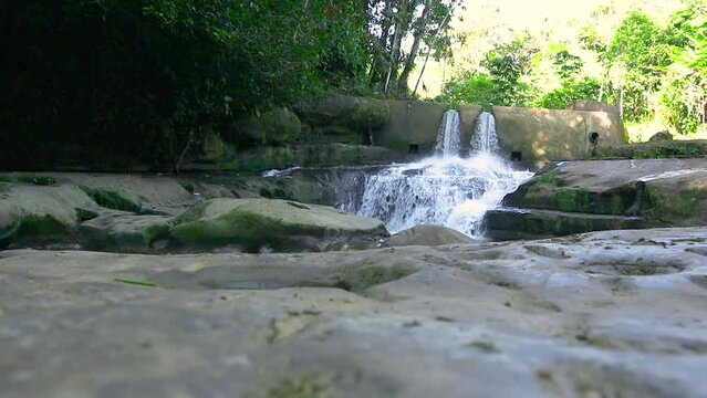 cascada doble escondida en lugar magico sal de frutas tutunendo