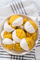 Lemon Cookies with White Chocolate