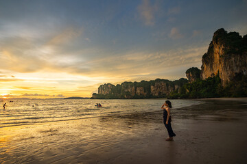 Railay beach during ssunset, also known as Rai Leh, is a small peninsula between the city of Krabi and Ao Nang in Thailand