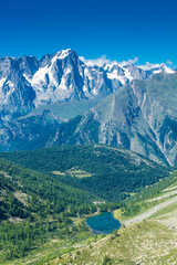 Fototapeta na wymiar Beautiful valley of the Arpy Lake in front of the Mont Blanc, Italy