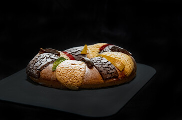 Rosca de Reyes artesanal - obrazy, fototapety, plakaty