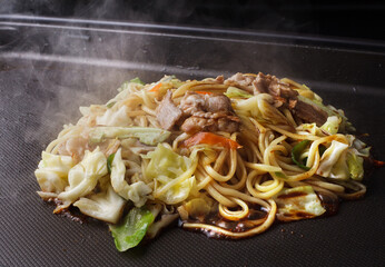 焼きそば　　スタジオ撮影　　イメージ