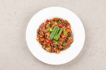 Vegetables mixed with cockles can also be used by lightly blanching them in boiling water.