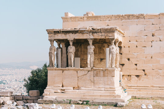 Erechtheum temple against sky on sunny day