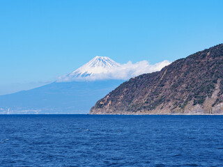 Fototapeta na wymiar 駿河湾から見た富士山