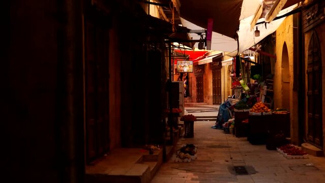 walking though an old market  with traditional style at jordan  4k salt Jan 2023