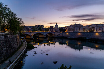 Fototapeta na wymiar Castel Sant'Angelo in Tevere Rome , during sunset and blue hours.