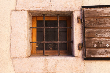 Detail of ancient window in a characteristic  mountain village.
