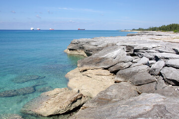 Fototapeta na wymiar Grand Bahama Island Falling Apart Coastline