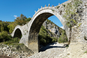 Fototapeta na wymiar Griechenland - Zagori - Kipoi - Plakida Kalogeriko Brücke