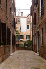Fototapeta na wymiar Venice - Detail of a calle