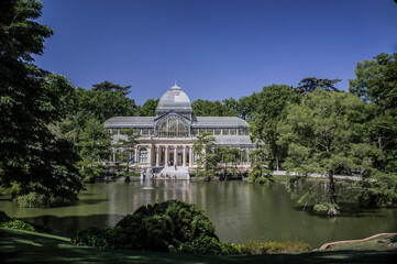 picture of the crystal palace in the retreat