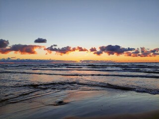 Fototapeta premium sunset over the river