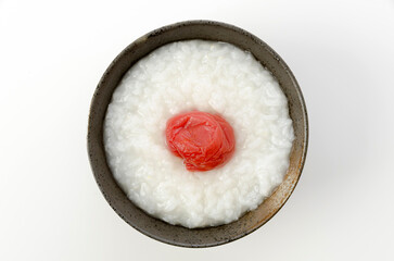 お粥と梅干し