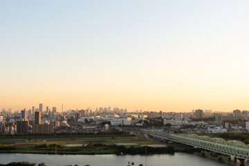 Fototapeta premium 荒川と新宿風景