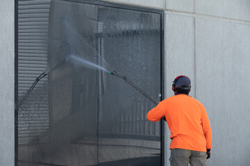 Pressure cleaning