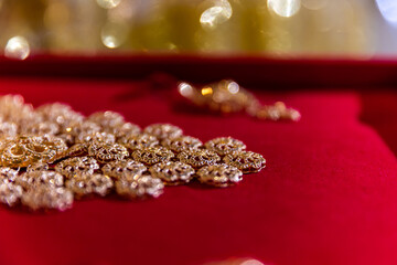 Afghani wedding traditional gifts, golden jewellery, necklace, gold close up