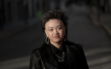 Obraz premium M., a queer and nonbinary person, expresses themselves at Union Square in San Francisco.