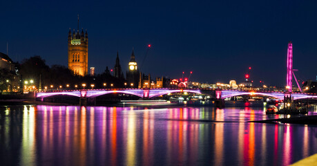 Fototapeta na wymiar Central London River Thames cityscape at night
